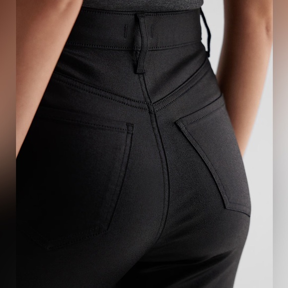 🎯 3 for 30🎯Express Super High Waisted Black Coated ‘90s Slim Jeans Size 10Long - Picture 4 of 8